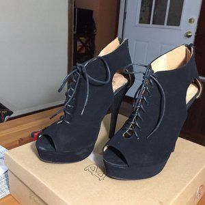 Bonmilel Black Needled Heels